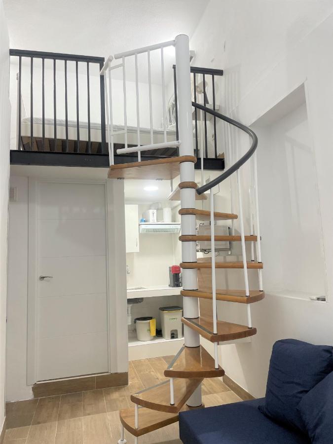 Comodo Y Acogedor Apartamento En Chueca, Gran Via Con Aire Acondicionado Y Calefaccion Madrid Bagian luar foto